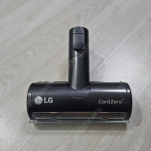 LG 코드제로 a9 p9 무선청소기 침구브러쉬 팝니다