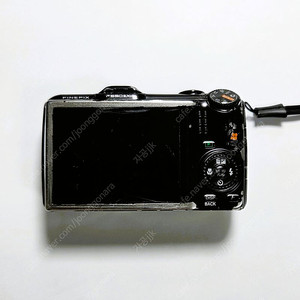 후지파인픽스 F550EXR 팝니다.