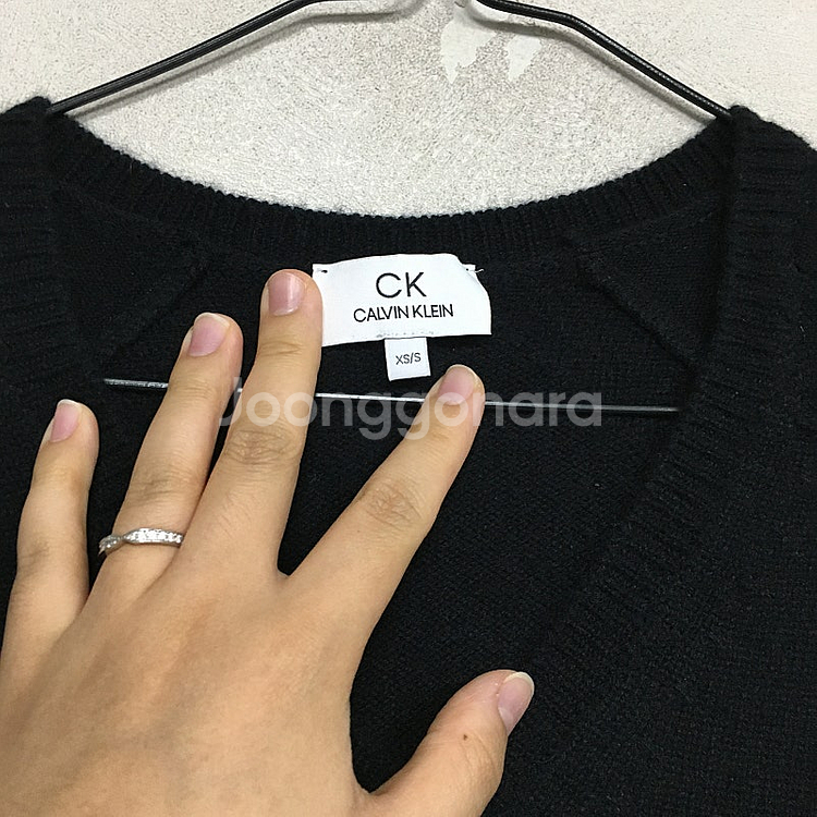 한섬 캘빈클라인 여성 캐시미어 니트 S / 랑방 마인 오브제 타임 럭키슈에뜨 산드로 마쥬 오르 시에 시스템--1