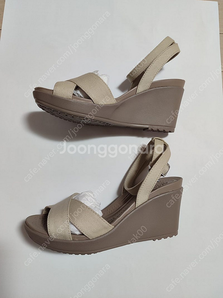 크록스 레이 웨지 x자 샌들 w6 230 새상품--1