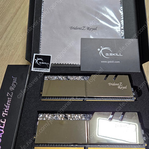 G.SKILL TridentZ royal DDR4 3200 c16