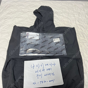 L 이지 갭 엔지니어드 바이 발렌시아가 도브 후드 블랙