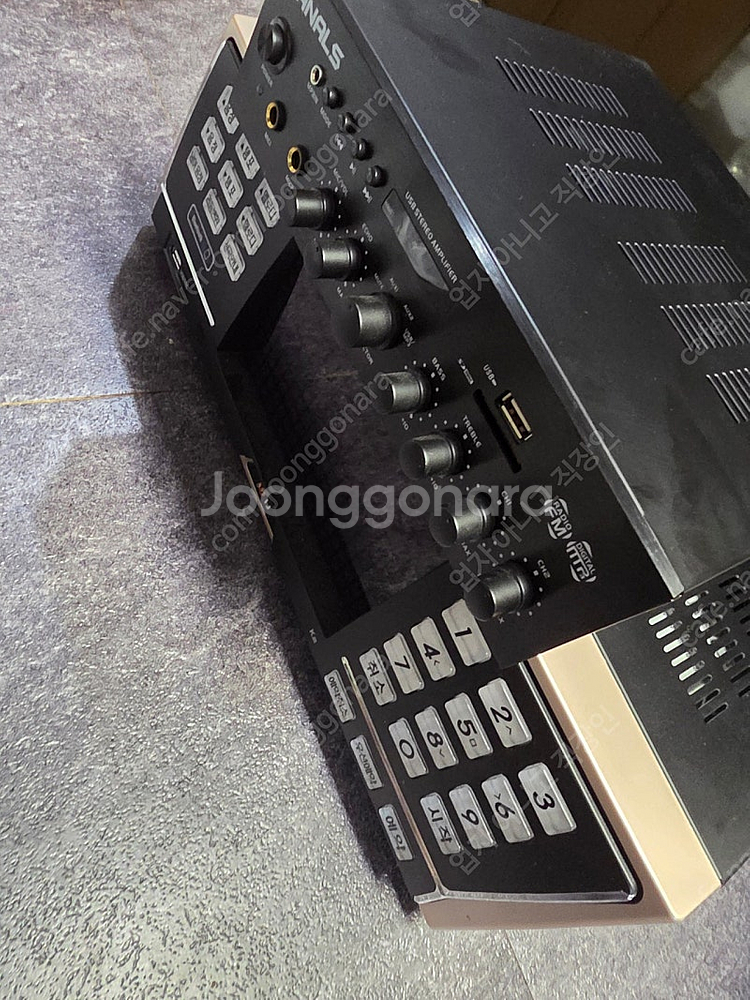 tj 노래방기기 42인치 모니터 포함 급처 판매합니다--0