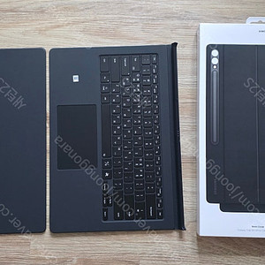 갤럭시탭S10 울트라 AI 키보드 북커버 케이스 EF-DX925(블랙색상) 갤럭시탭S9 울트라 호환