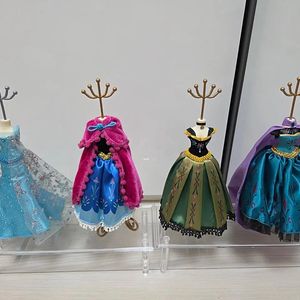 디즈니 피규어 정리합니다 - 겨울왕국 엘사 안나 올라프 피규어 홀마크 오너먼트 넨도로이드 넨도 드레스 - 주토피아 닉 주디 - 미키마우스