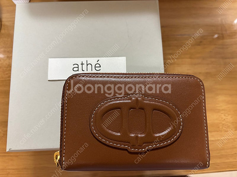 아떼바네사브루노 동전카드지갑 팝니다.--0