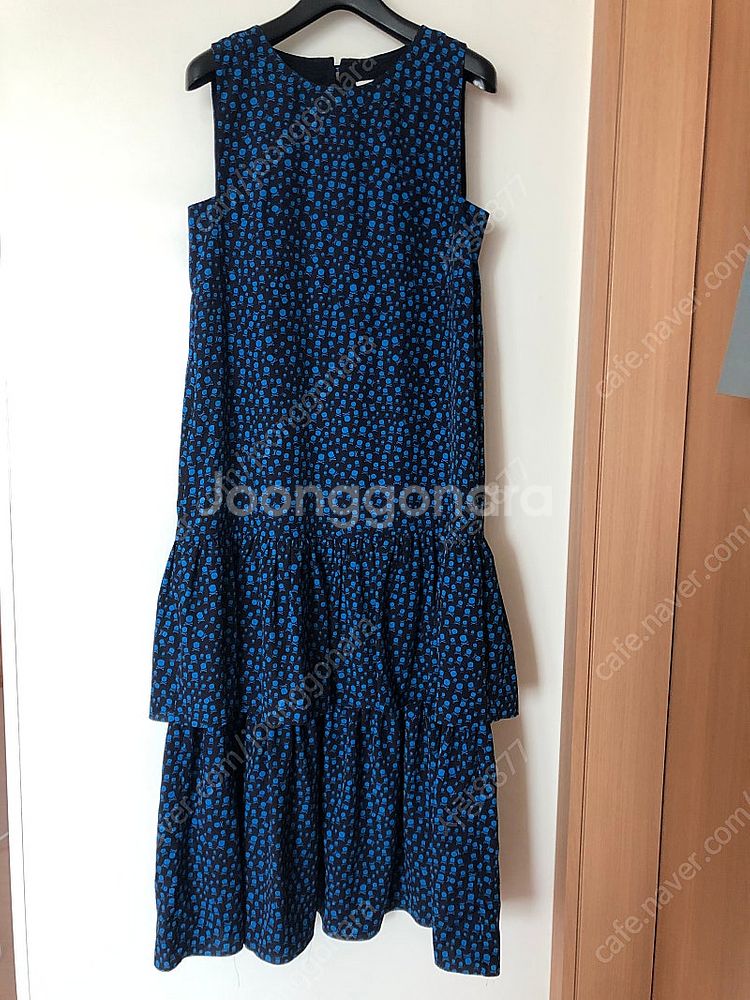 럭키슈에뜨 스컬 해골 민소매 나시 캉캉 롱 원피스 슬리브리스 여행룩 휴가룩--0