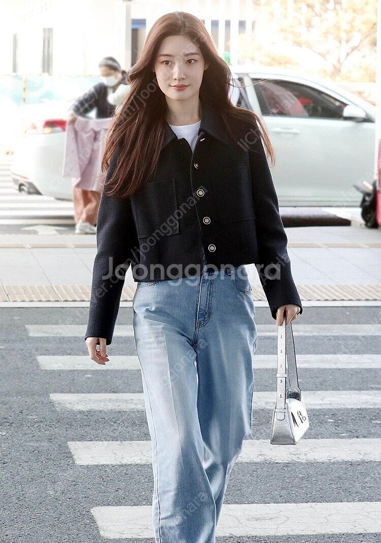 새상품:)온앤온 카라 탈부착 트위드자켓(정채연착용)--2