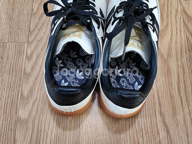 여성 아디다스삼바스니커즈 트루릴리전야상자켓--2