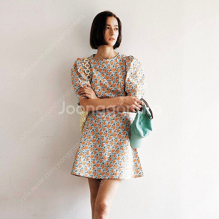 EYEYE 원피스,비뮤즈 베뉴엣 트위드원피스,래트바이티 셔츠블록원피스,메종마레 트렌치코트,메이비베이비 가디건,메이비...--0