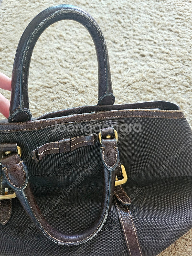 가격내림)프라다 가방 다크 브라운 토트백 정품 택포--4