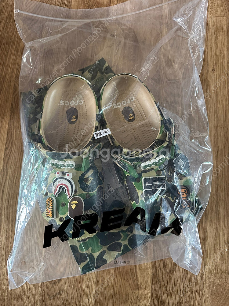 베이프 크록스 클로그 정품 265사이즈 새상품--0