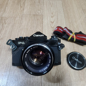 캐논 F-1바디및 55mm F1.2 렌즈 판매합니다 (오버홀완료)