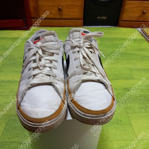 중고 나이키 270시이즈 판매 15000원
