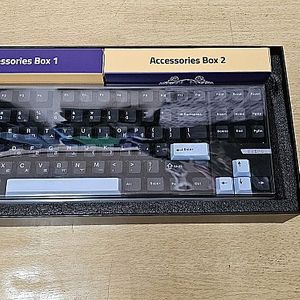 아즈라 기계식 게이밍 키보드 E ZERO OCTOPUS 8K 옥토퍼스 8K 블랙 판매합니다