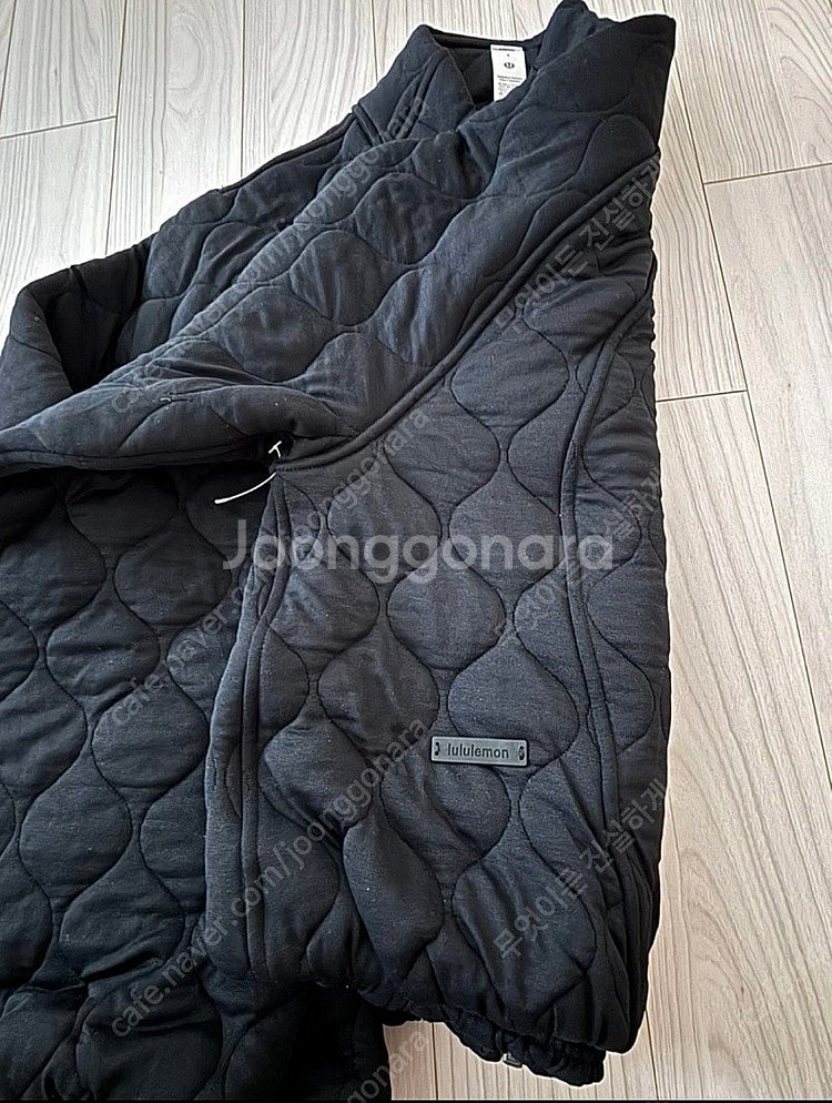 룰루레몬 퀼팅누빔자켓 새상품--2