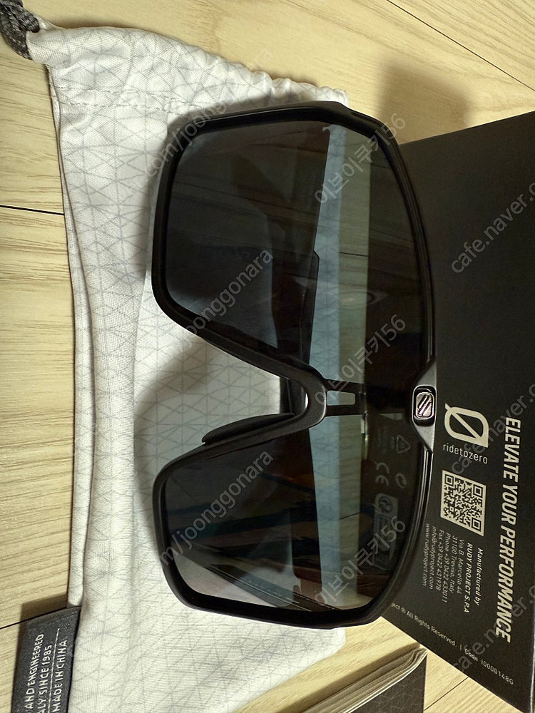 루디 선글라스 거의새상품--1