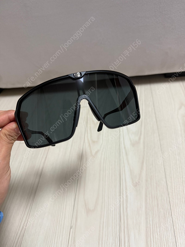 루디 선글라스 거의새상품--4