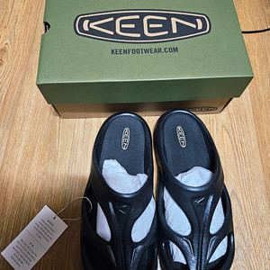 [260] 킨 샨티 슬라이드 블랙 Keen