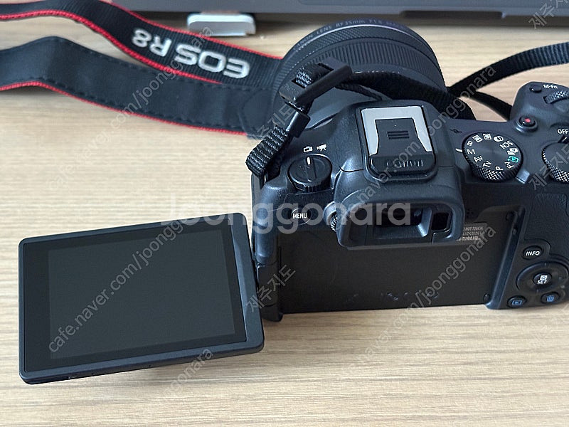 캐논 r8 바디 + RF35렌즈, 24-50줌렌즈 팝니다--1