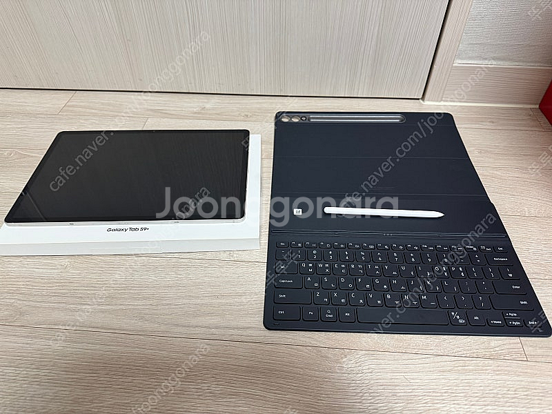 갤럭시탭s9 플러스 팝니다!--0