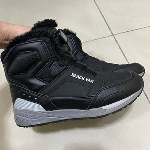 블랙야크 240 부츠