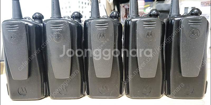 모토로라 업무용 무전기 8대 일괄 중고판매--3