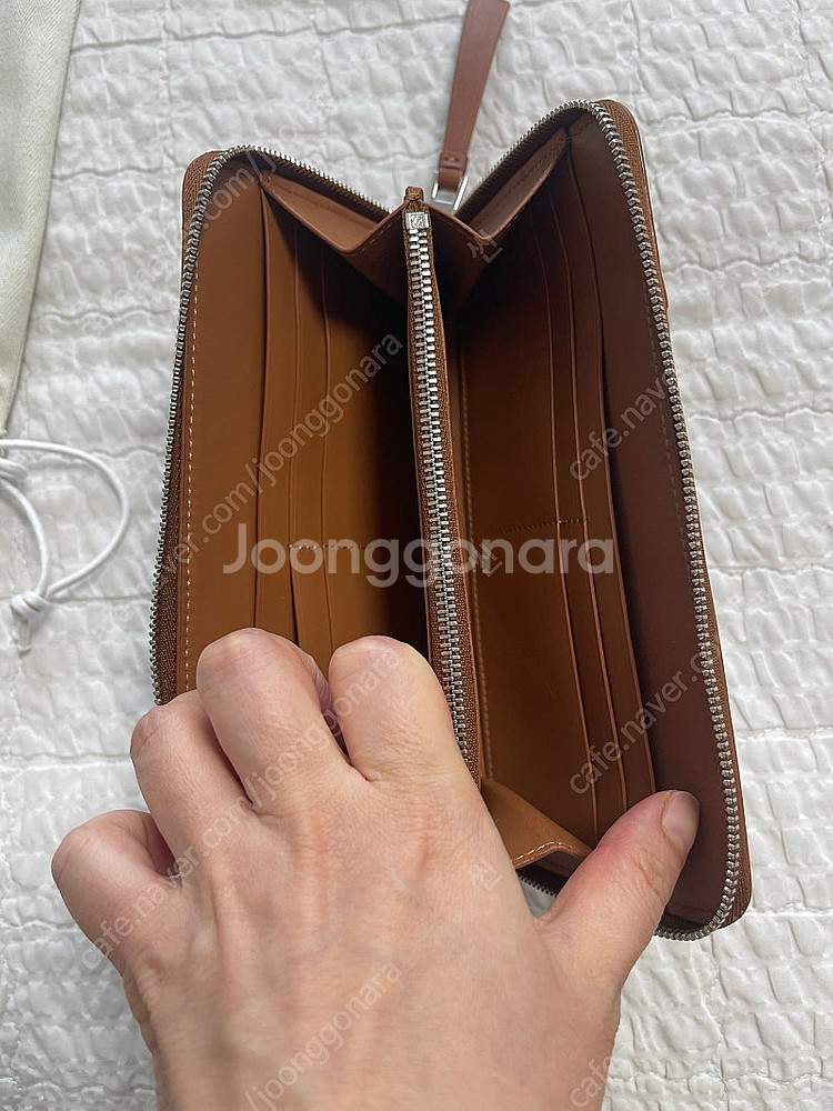 로에베 카멜 지갑 (새것)--2