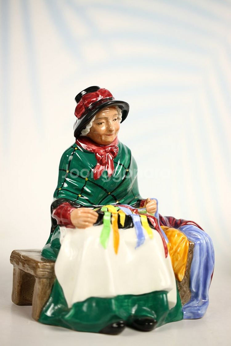 영국산 도자기 피겨린 - 로얄 덜튼, 콜포트 등 Royal Doulton Coalport 도자기 인형 (1/3)--2