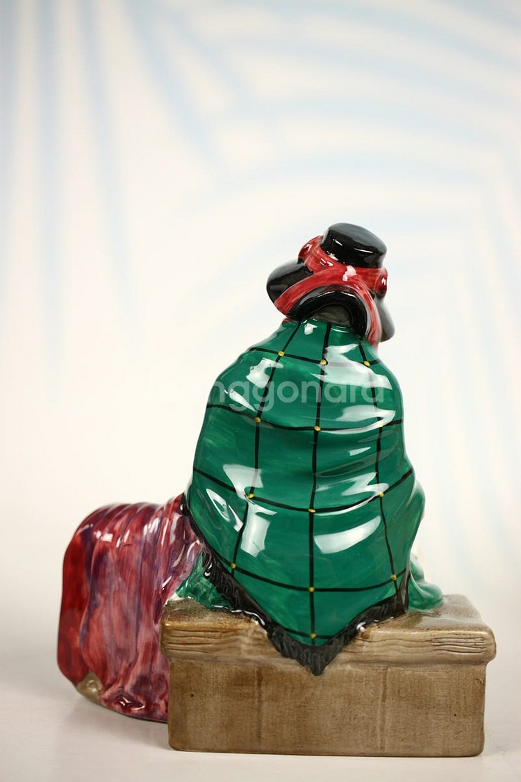 영국산 도자기 피겨린 - 로얄 덜튼, 콜포트 등 Royal Doulton Coalport 도자기 인형 (1/3)--4