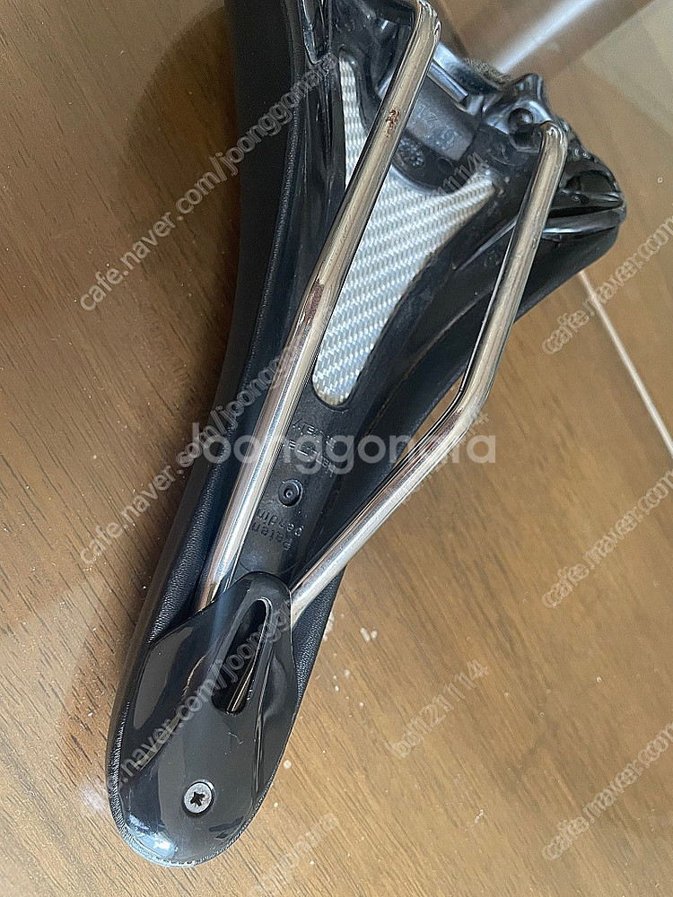 Fizik 피직 얼리언트 Vsx 안장 팝니다--4