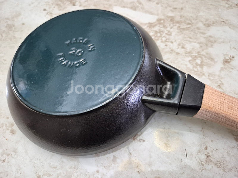 스타우브 우드핸들 후라이팬 무쇠팬 스킬렛 20--4