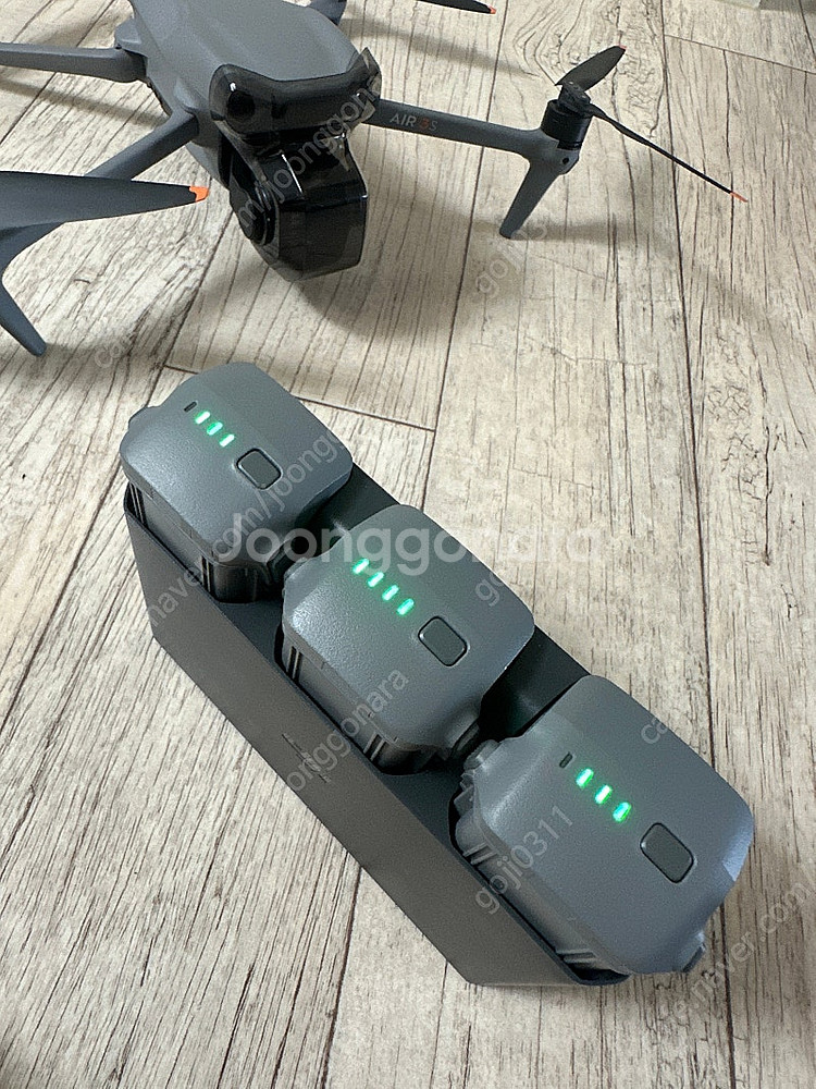 Dji air3S 플라이모어콤보 (드론)--3