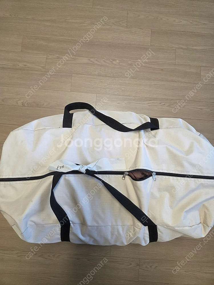 봄 여름 가을 겨울 카라반 어닝텐트 스위프트420 타프메쉬룸2022 에니웨이사월390 판매합니다--4