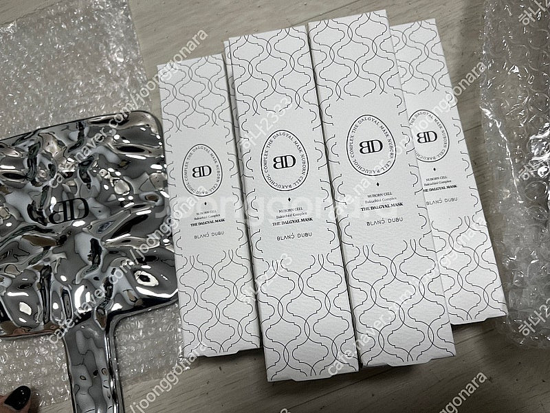 블랑두부 누본셀 선크림 12000원 , 달걀팩 1600...--0