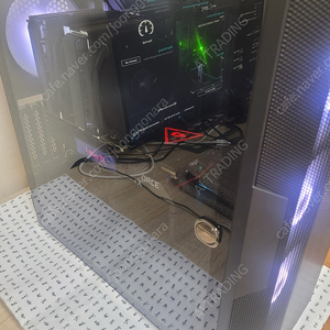 라이젠 5800X 32G RTX3060TI NVME 1TB 700W본체 특SS상태