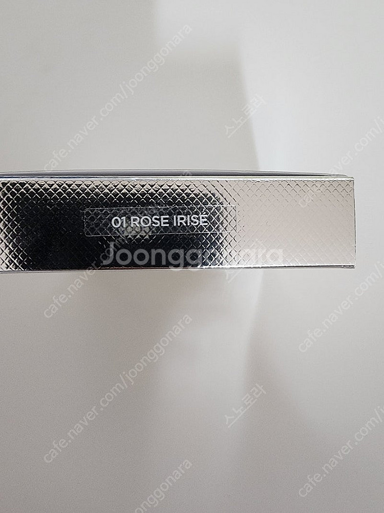 톰포드 로즈이리제 하이라이터 새제품 판매합니다--2