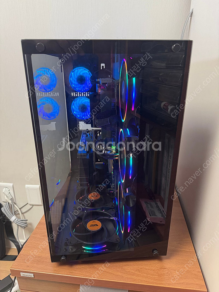 라이젠 5 5600X / RTX 2060 Super / 32G램 / 256G+128G SSD / 모니터--5