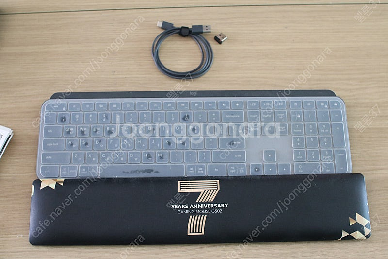 로지텍 mxkeys 키보드 판매합니다.--0
