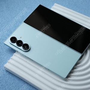 갤럭시 폴드7 512gb 자급제 중고 기기 구매 원합니다.