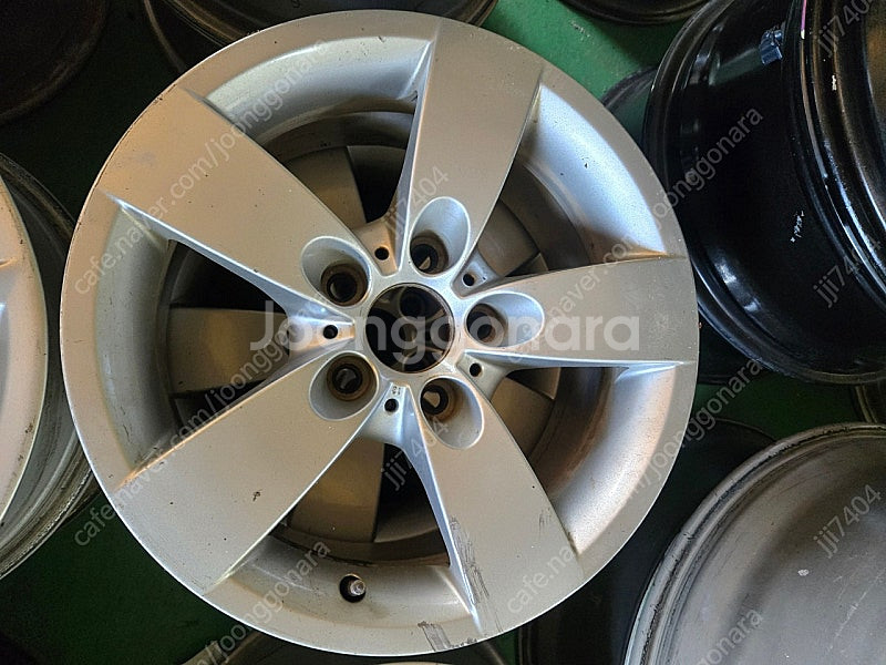 포터용 bmw 16인치휠 팝니다--0