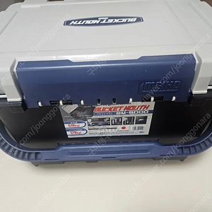 메이호 BM9000 태클박스 판매합니다