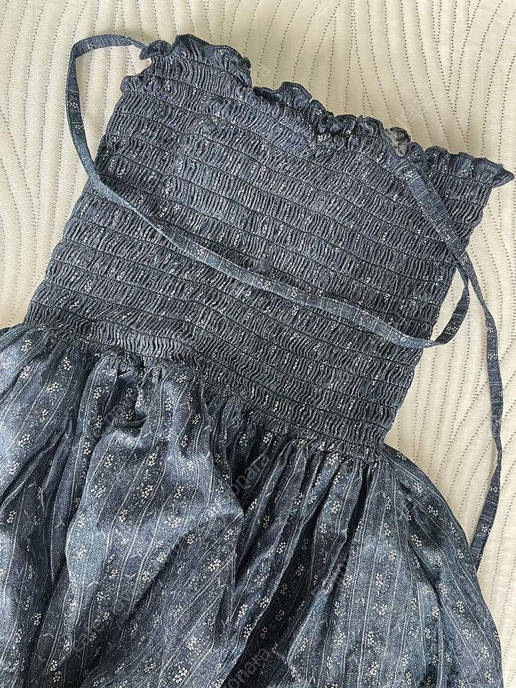 위드아웃썸머 맥 스모크 탑 데님 오프숄더--2