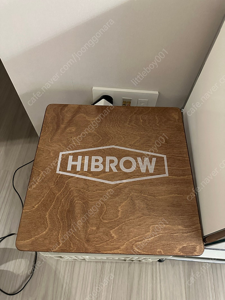 하이브로우 테이블 판매합니다 이미지