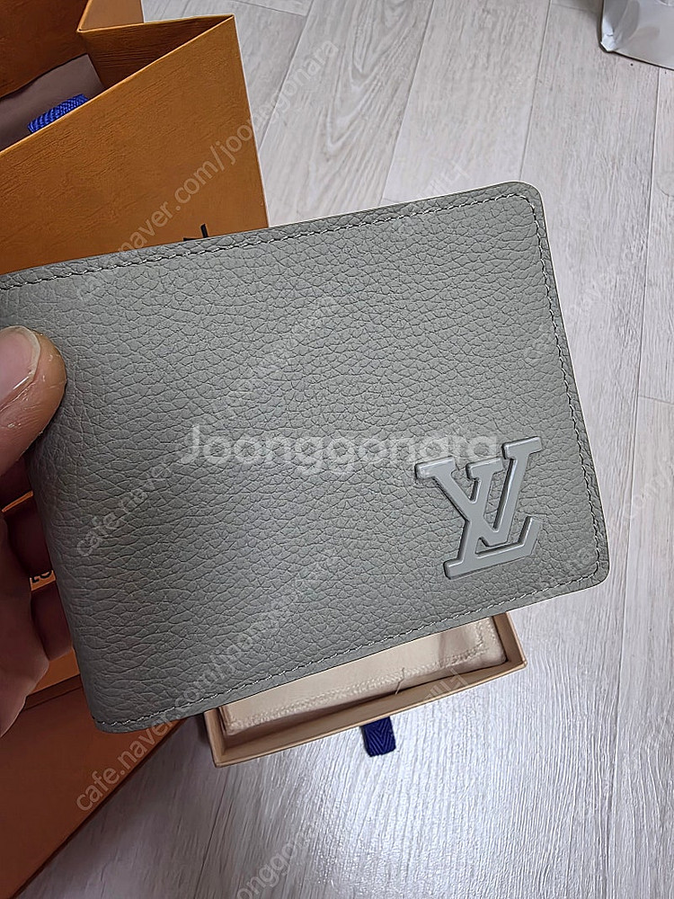 루이비통 멀티플 월렛 반지갑 새상품 팝니다 (40프로할...--1