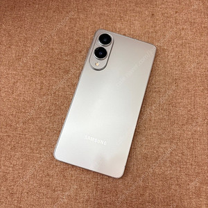 갤럭시 S25 엣지 256GB 실버 티타늄