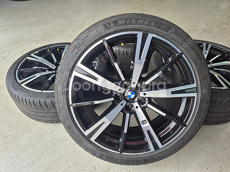 [판매] bmw G60 5시리즈 938m 순정 20인치...--0