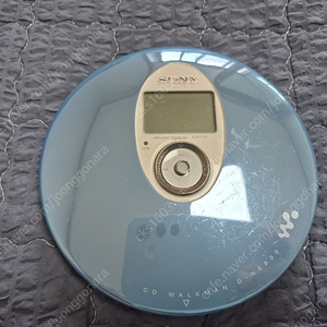 SONY CDP D-NE800 OCEAN BLUE 색상 정상작동품 판매합니다.