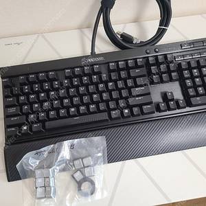 커세어 K70 LUX RGB 갈축 영문 키보드