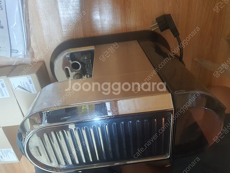 드롱기 데디카 에스프레소 커피머신 EC685 풀셋 판매...--2